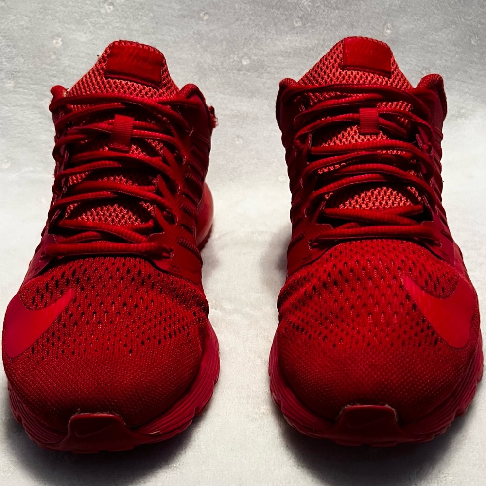 Nike Air Max Excellerate 4 University Triple Red
Dynasty Running Shoes Size 8 - Picture 5 of 10